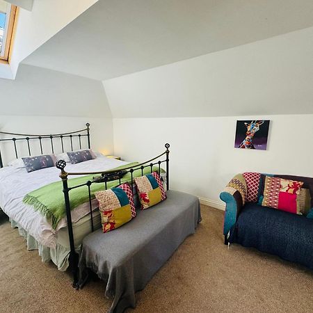 Stylish Modern Mews House In Central St Leonards เฮสติงส์ ภายนอก รูปภาพ