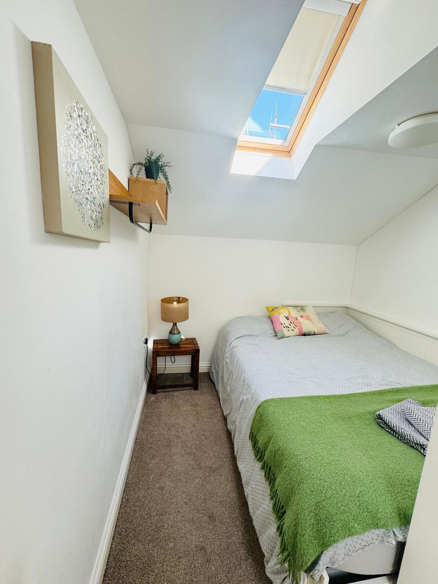 Stylish Modern Mews House In Central St Leonards เฮสติงส์ ภายนอก รูปภาพ