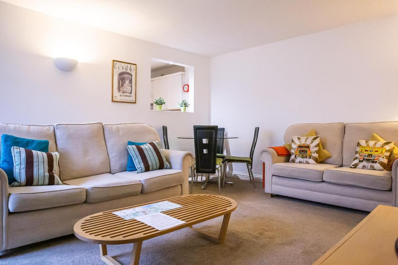 Stylish Modern Mews House In Central St Leonards เฮสติงส์ ภายนอก รูปภาพ