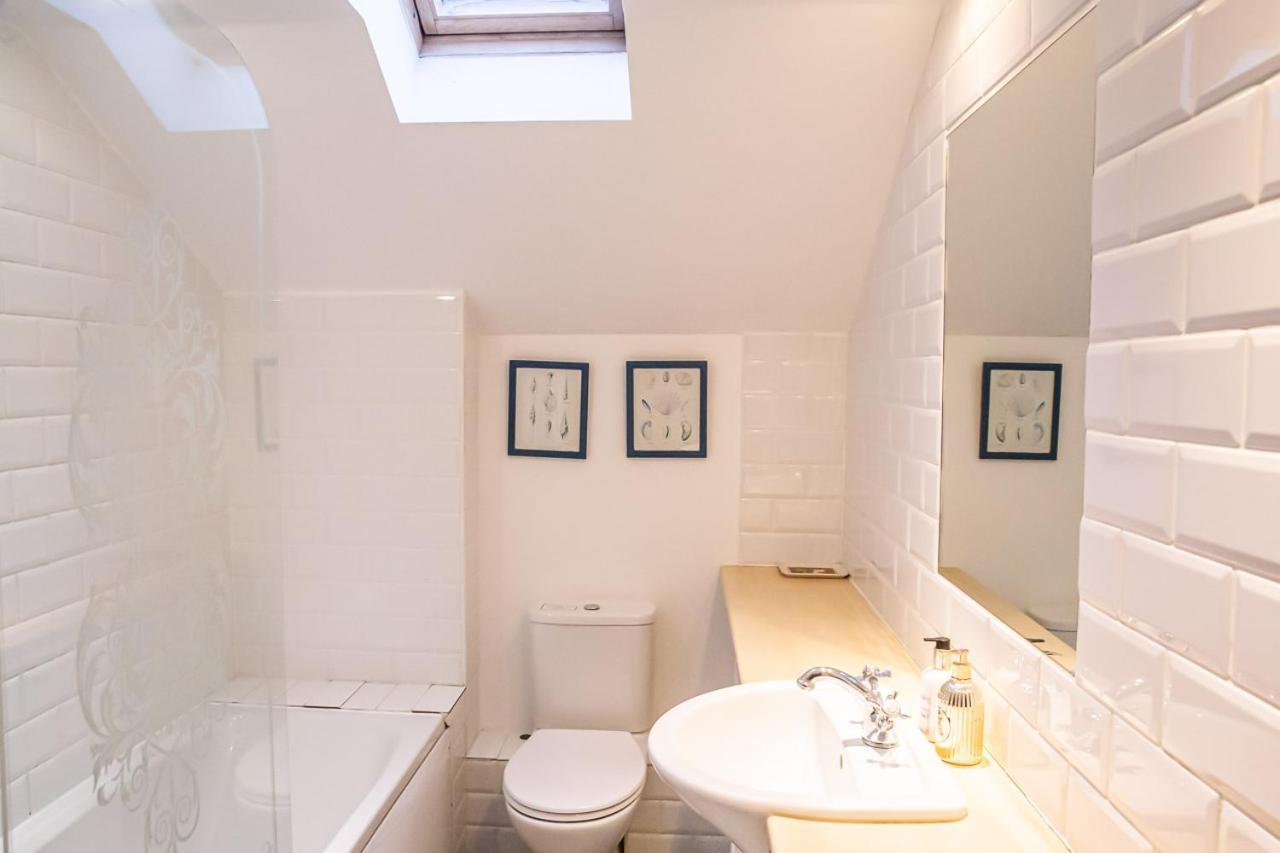 Stylish Modern Mews House In Central St Leonards เฮสติงส์ ภายนอก รูปภาพ