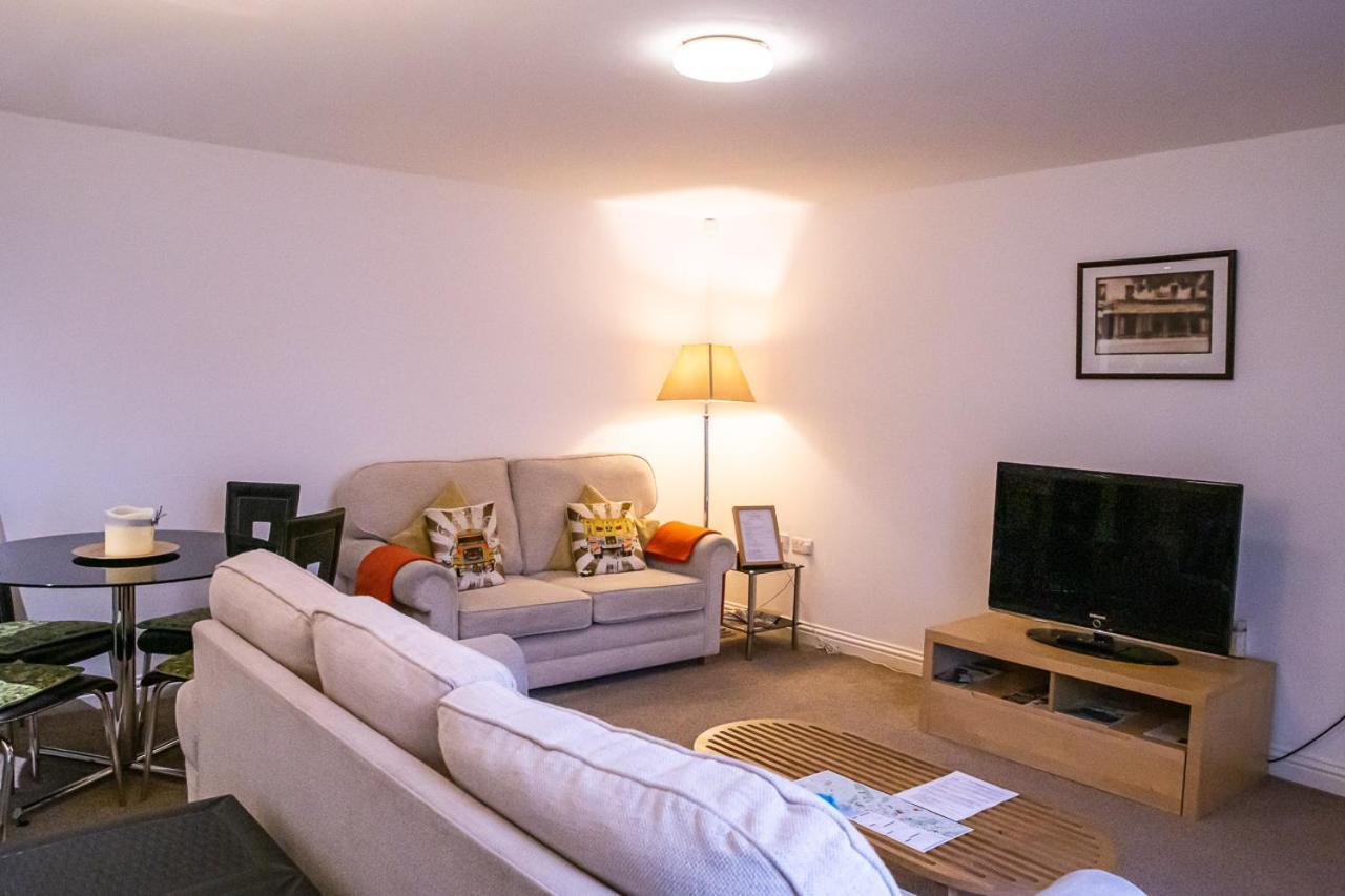 Stylish Modern Mews House In Central St Leonards เฮสติงส์ ภายนอก รูปภาพ